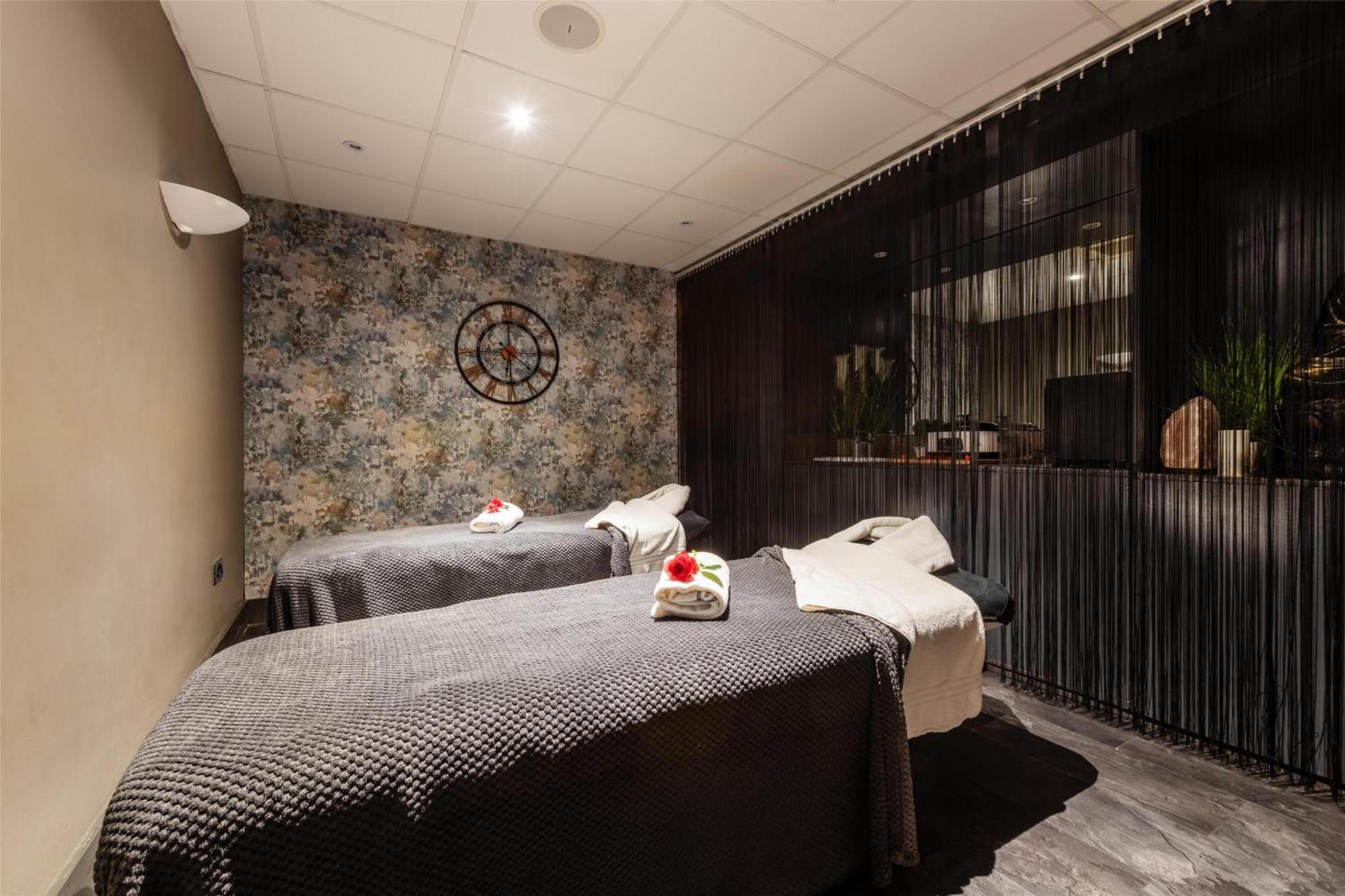 Hotel Radisson Centre, A Verified Net Zero Manchester