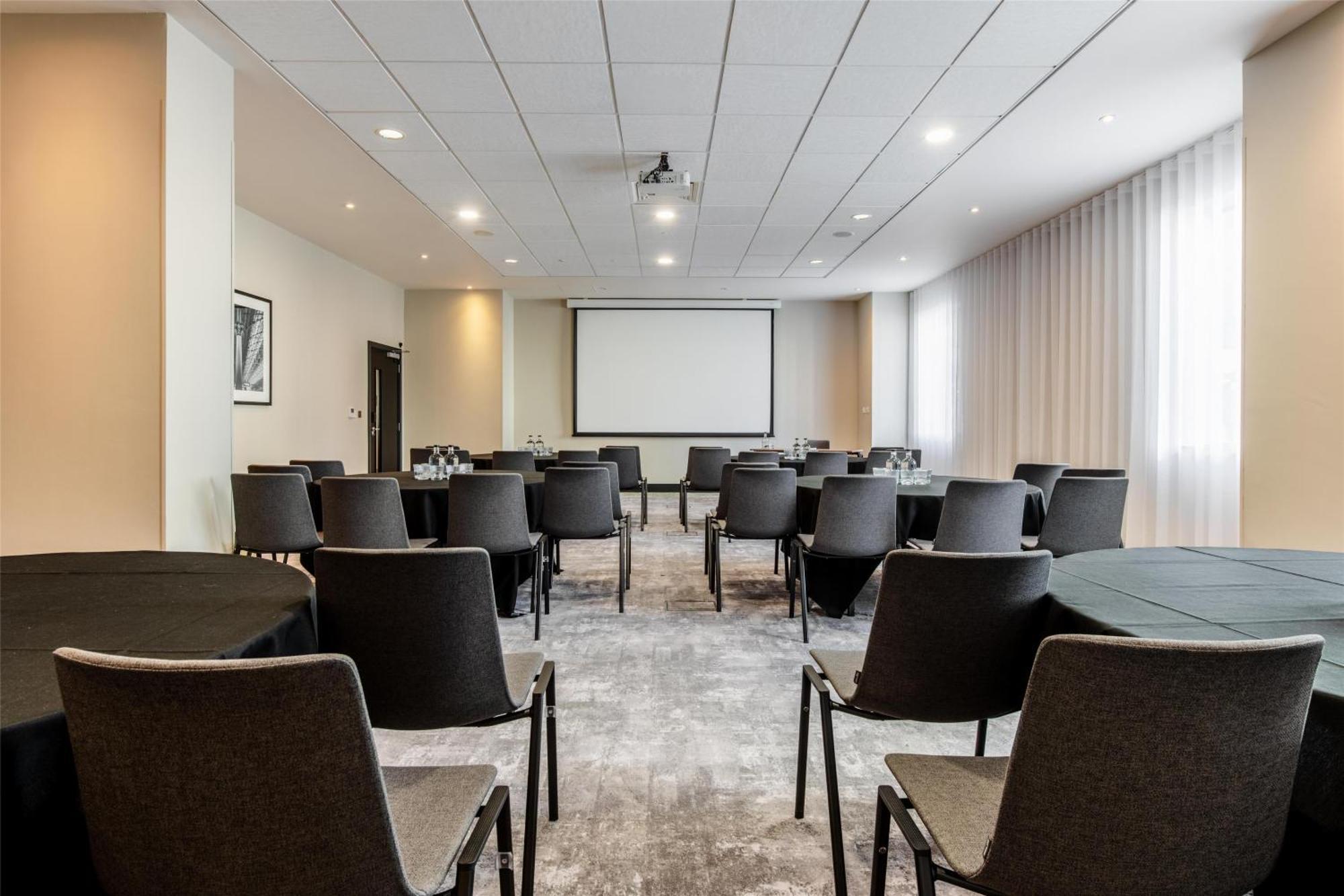 Hotel Radisson Centre, A Verified Net Zero 4*