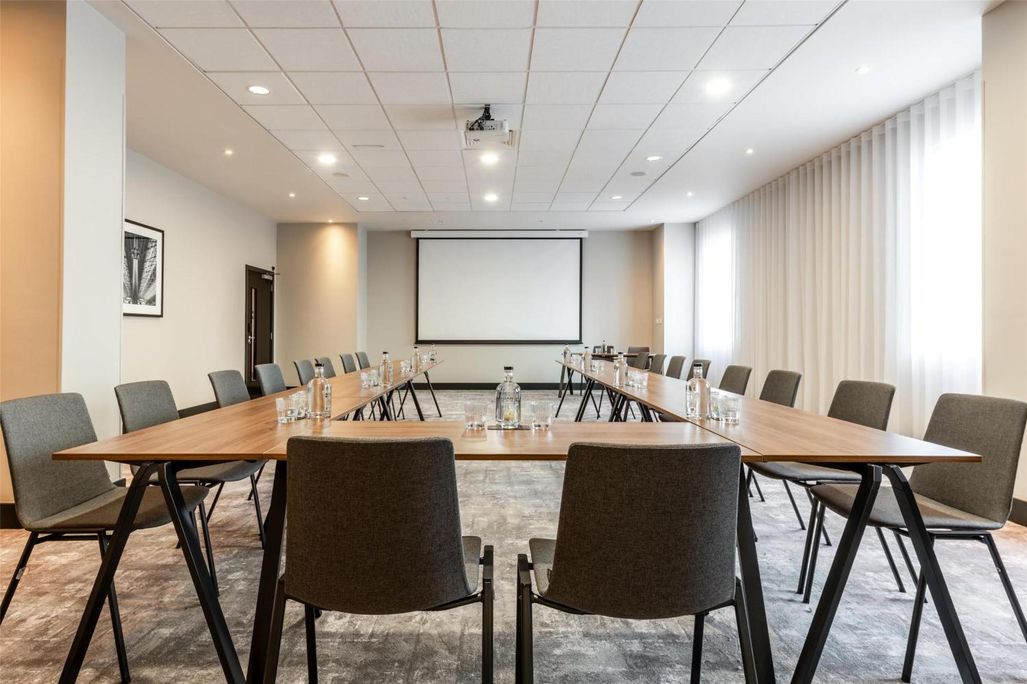 Hotel Radisson Centre, A Verified Net Zero 4*