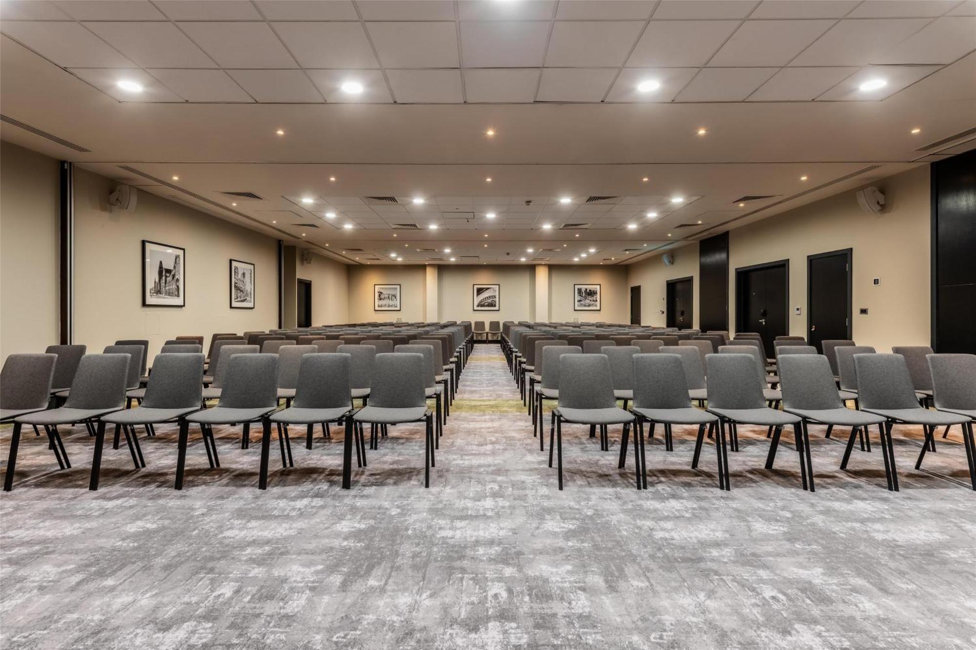 Radisson Centre, A Verified Net Zero Hotel Manchester