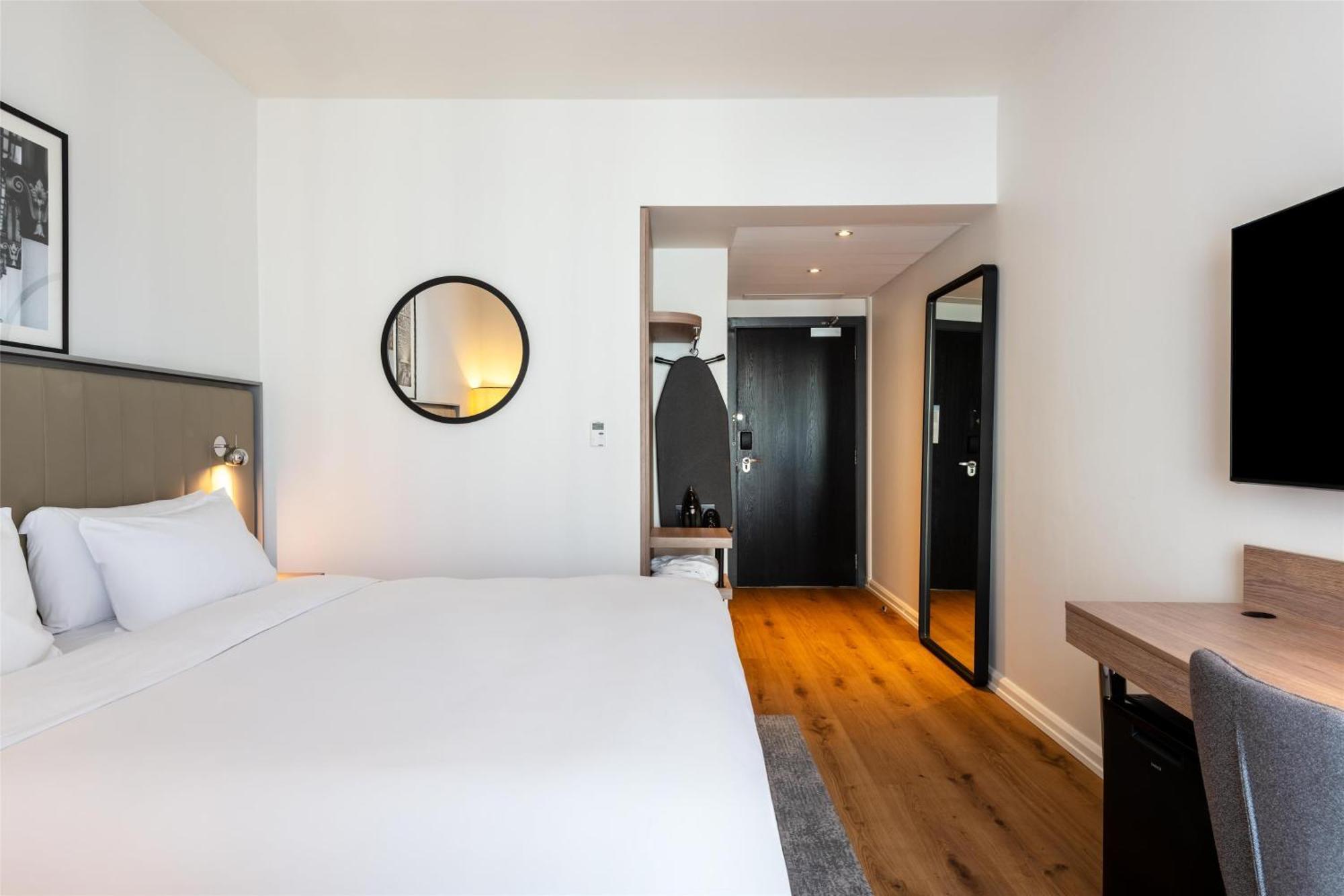 Radisson Centre, A Verified Net Zero